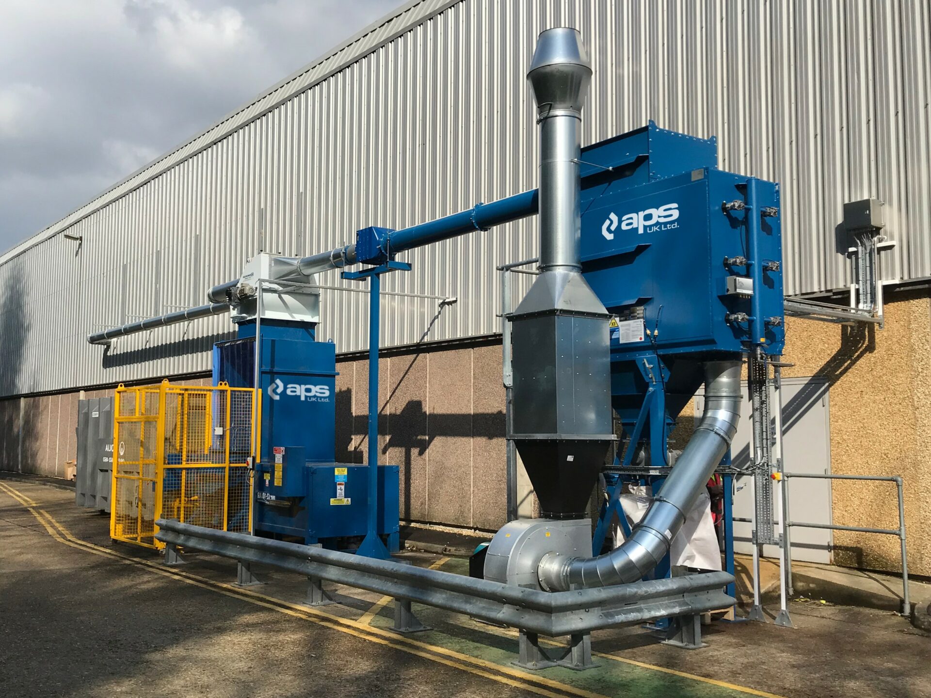 Dust extraction system at beverage manufacturer
