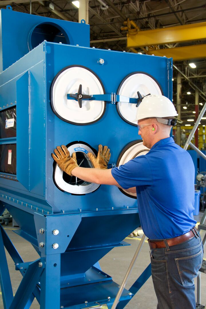 Dust extractor maintenance